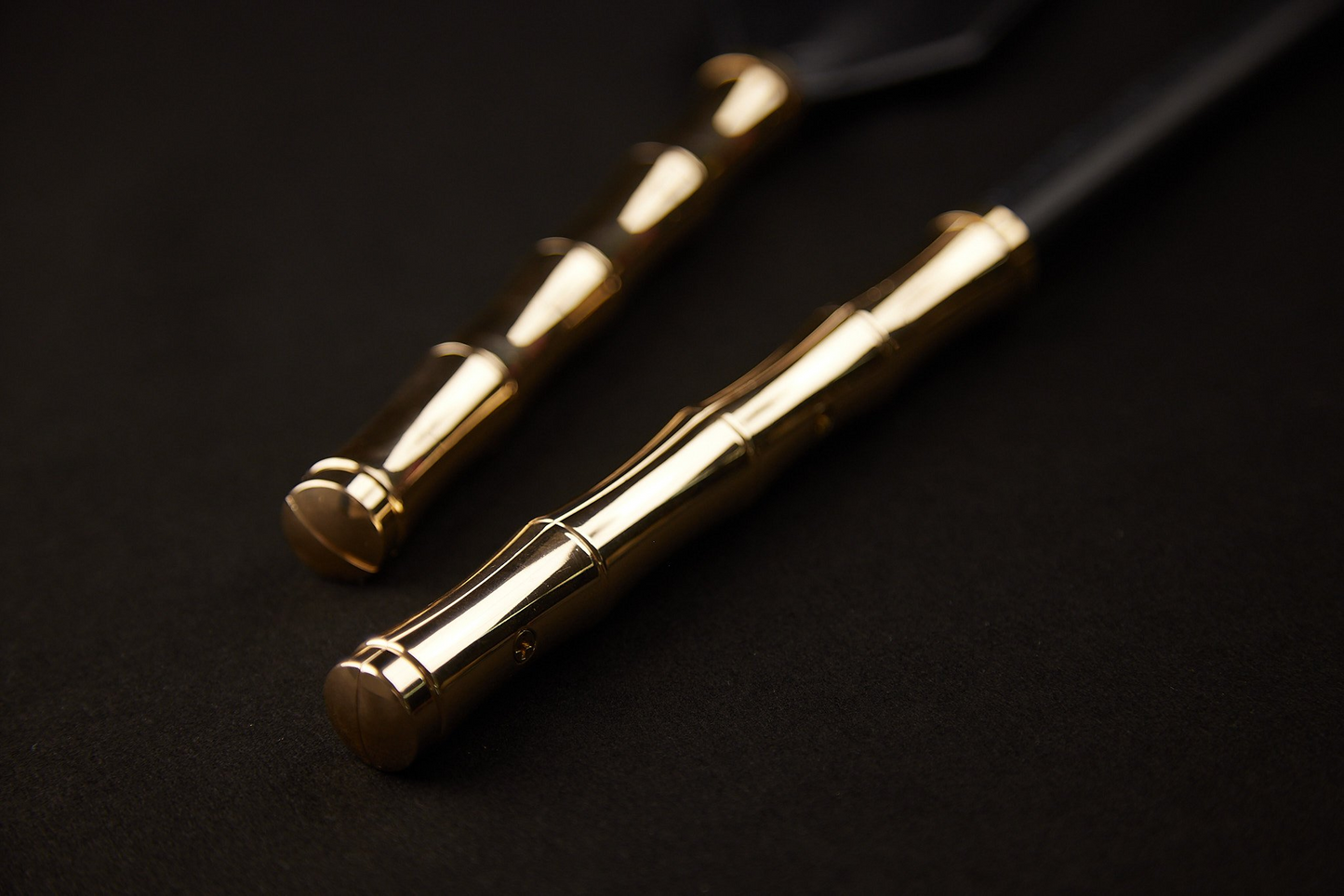 Bamboo D'Or Luxe Black Leather Flogger