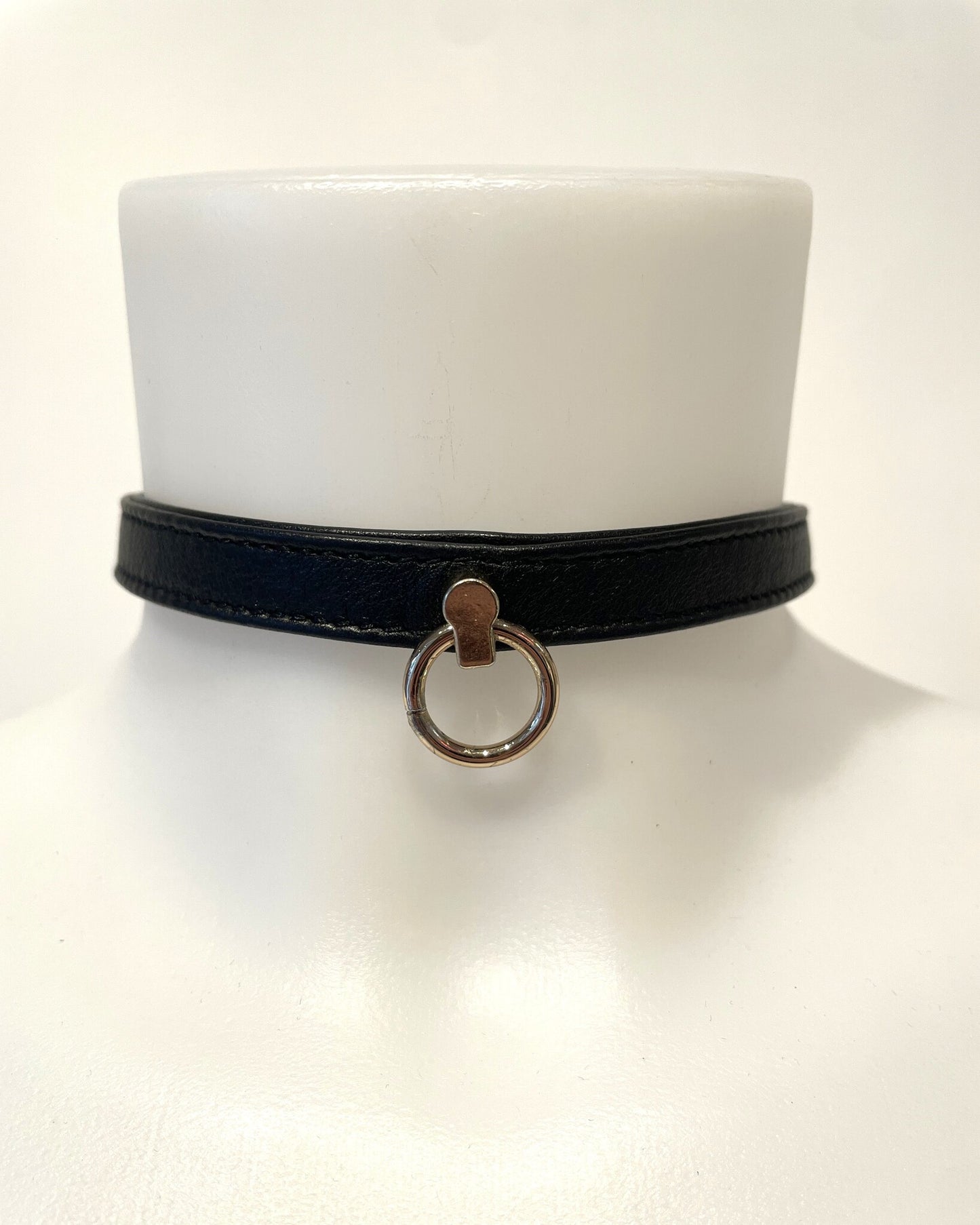 Robin Leather Slim Collar - Gold Hardware Black