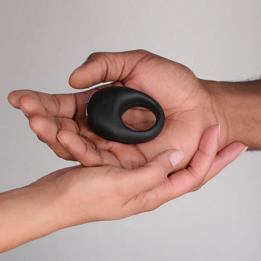 Enhance Intimacy with JE JOUE Mio Silicone Vibrating Ring