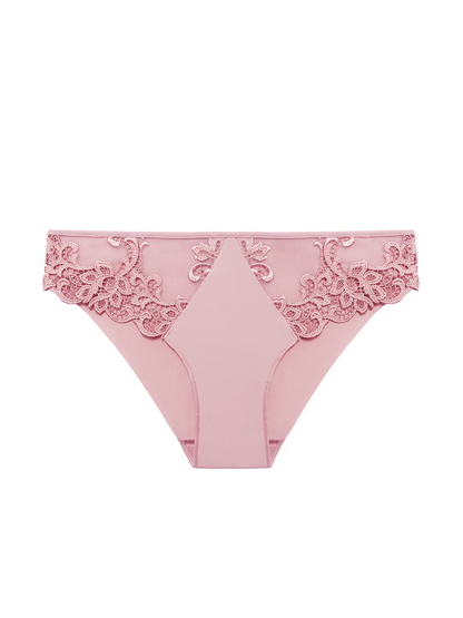 Blush Saga Brief