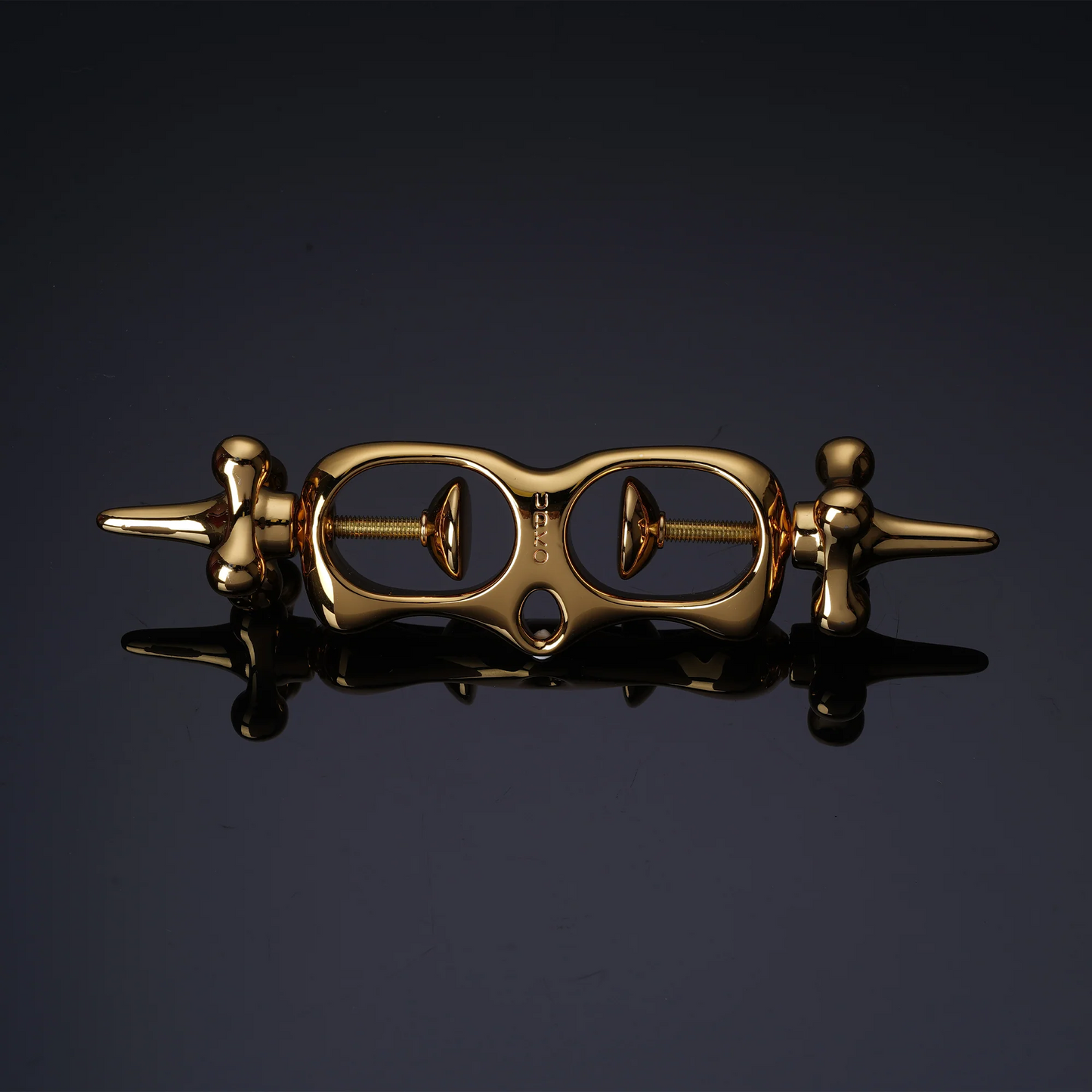 Finger Bound Play Collection - Metal Thumb Restraint