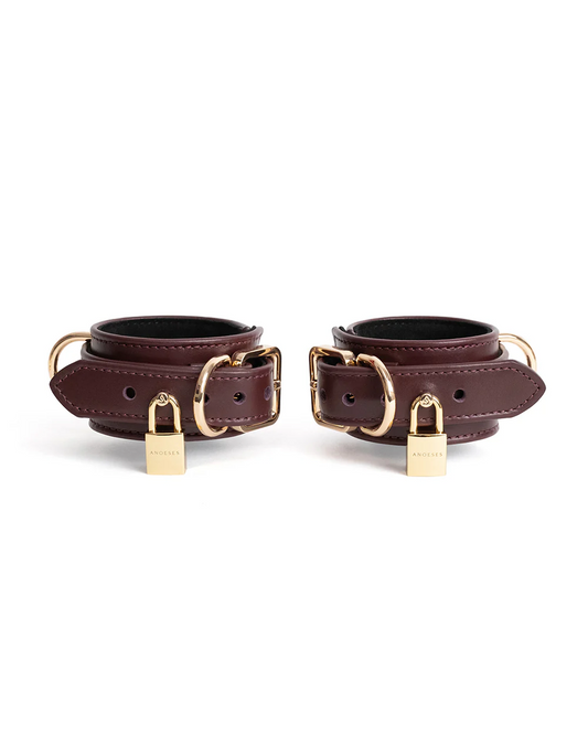 Estrid Anklecuffs Burgundy with Gold Lock