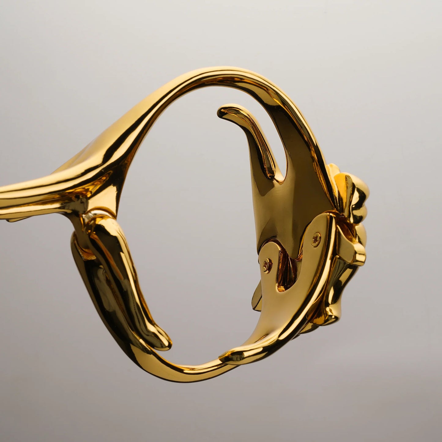 Aurum Wave Metal Handcuffs