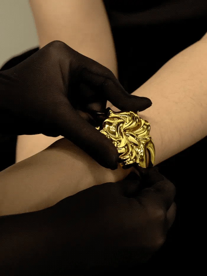 Aurum Wave Metal Handcuffs