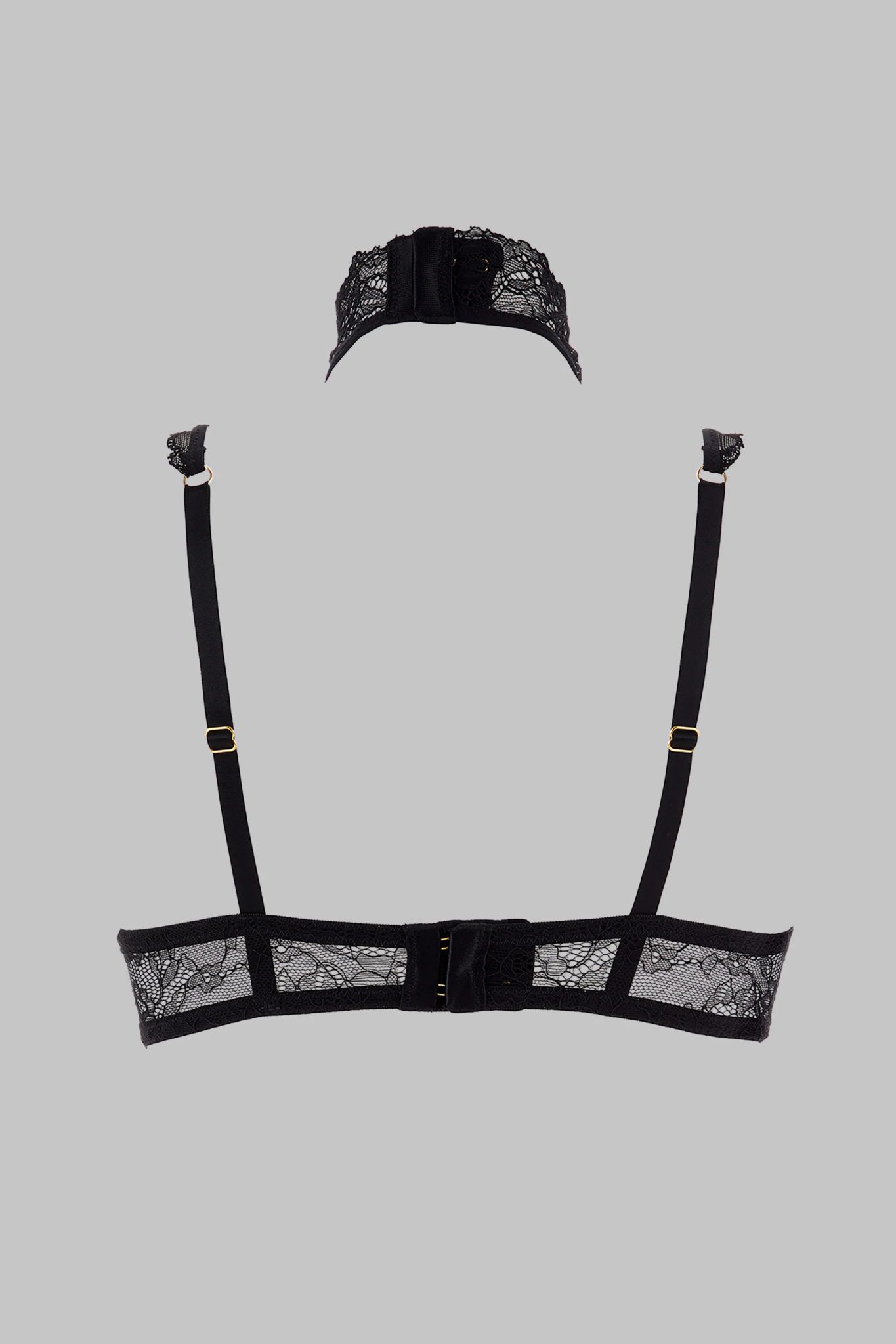 Maison Close Le Soutien Gorge Seins Nus
