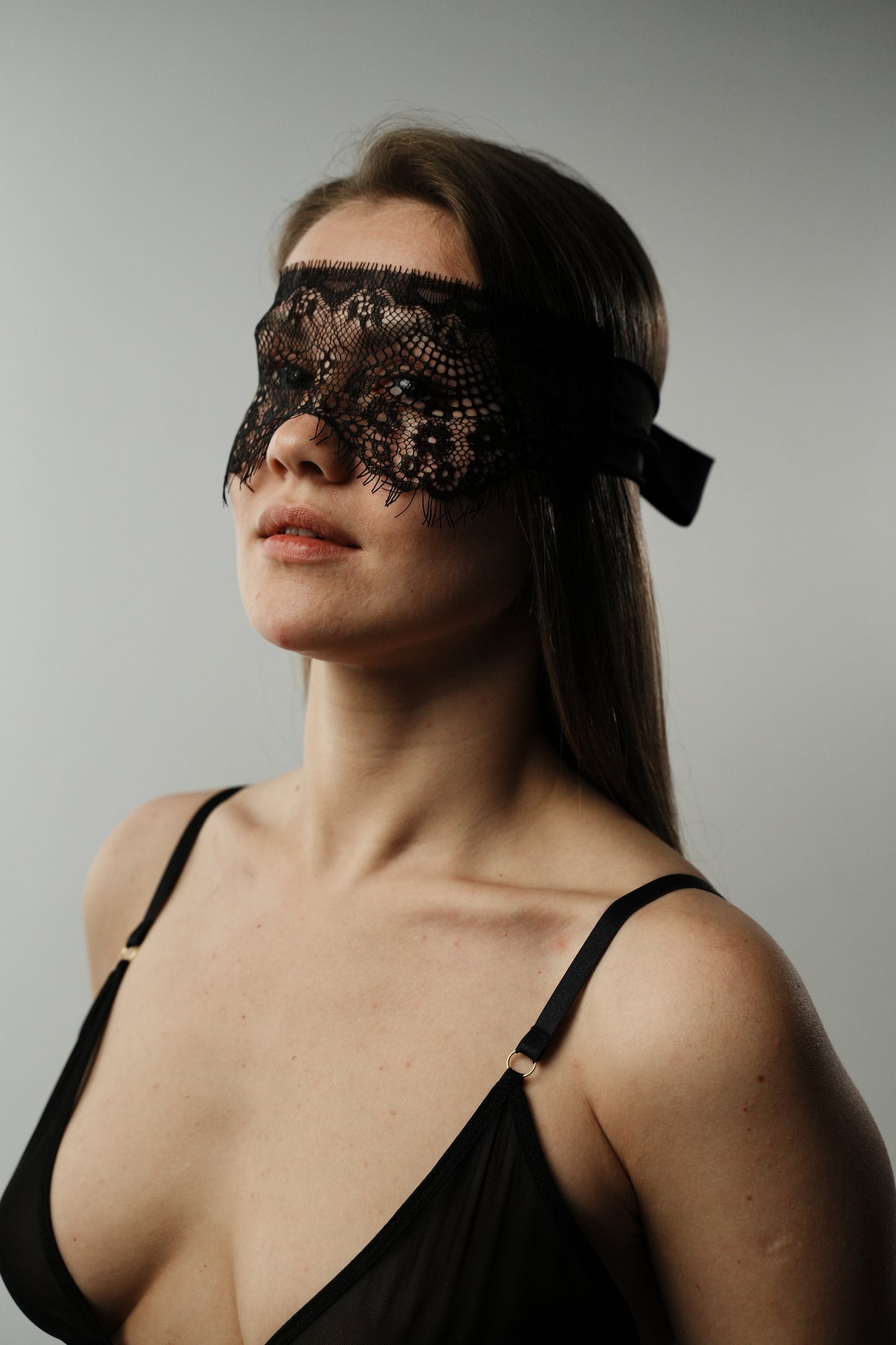 Satin Haze Lace Blindfold