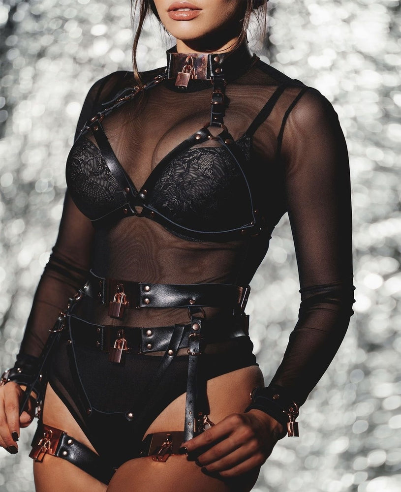 Marquee Logo 8