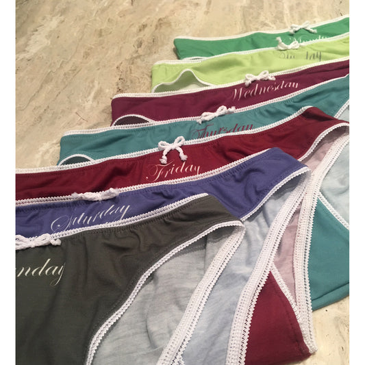 Noblesse Oblige Days of the Week Panty Set