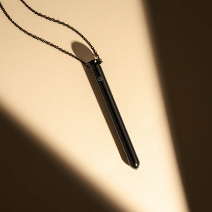 Black Vesper 2 Necklace Vibrator
